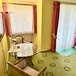 Boutique Am (adults Only)